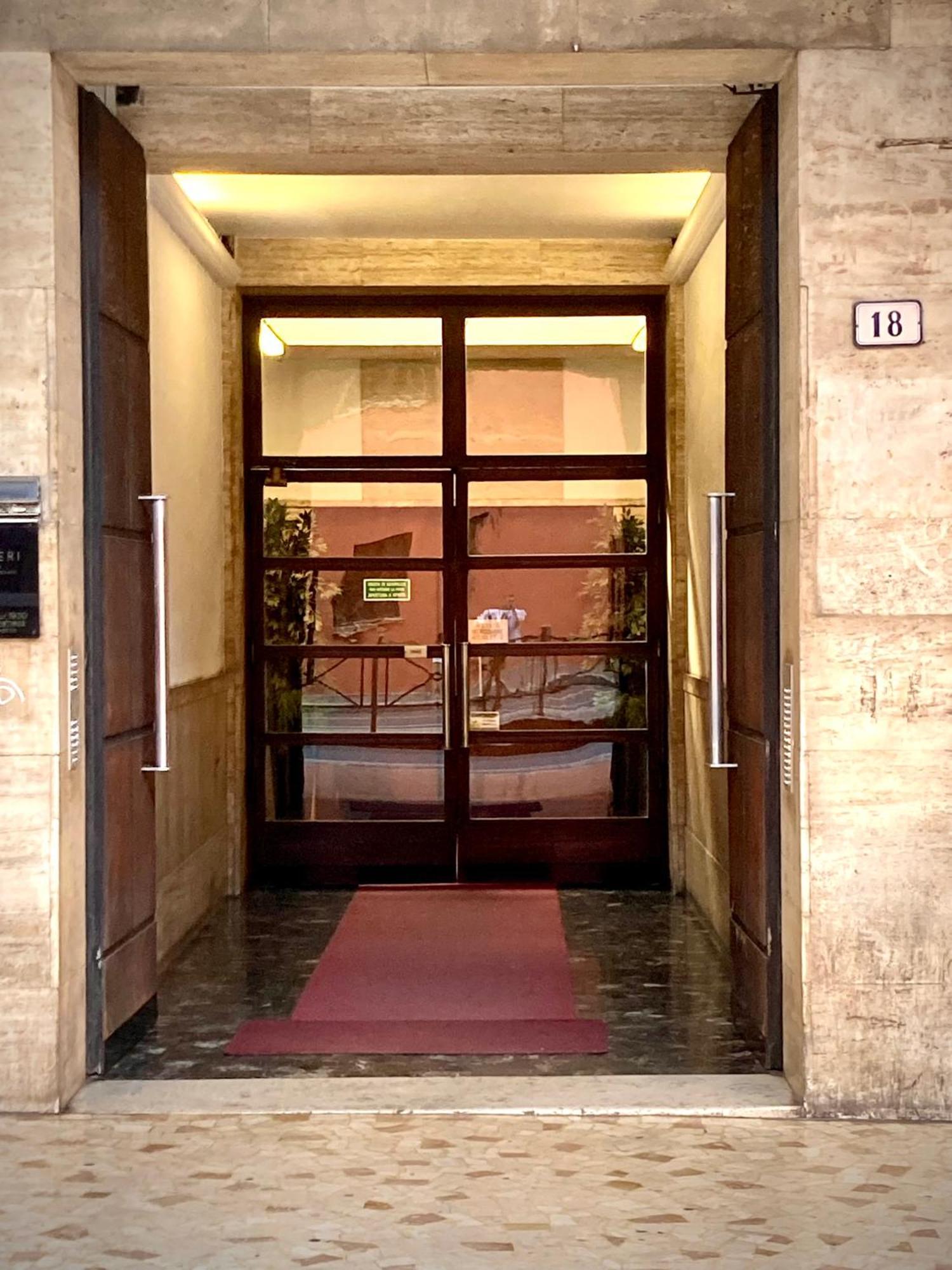 Tuliphouse Da Davide Apartment Bologna Luaran gambar